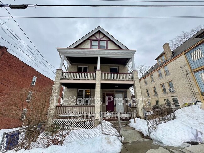 property at 5514 Broad St