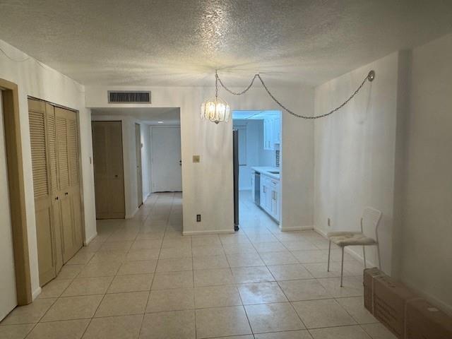 3161 NW 47th Ter, Unit 313 in Lauderdale Lakes, FL - Building Photo - Building Photo