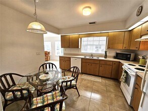 70 N McCall Rd in Englewood, FL - Building Photo - Building Photo