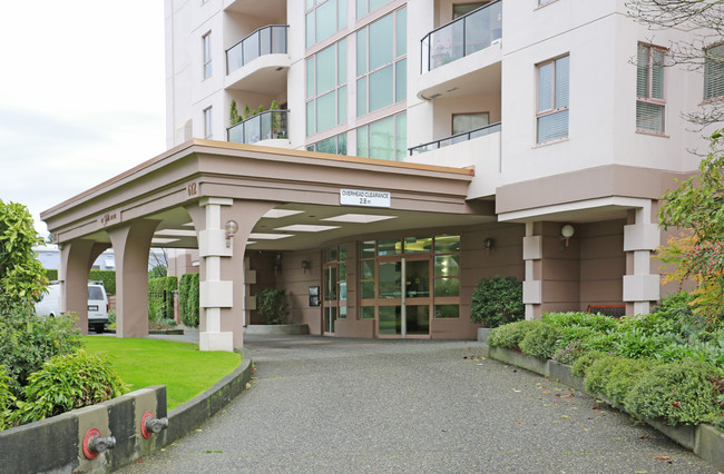 The Fifth Avenue in New Westminster, BC - Building Photo - Building Photo