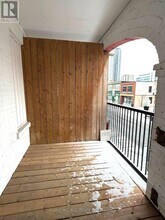 9 Eby St S in Kitchener, ON - Building Photo - Building Photo