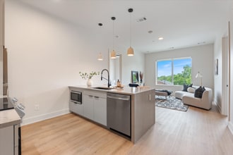 1090 Haysboro Ave in Nashville, TN - Building Photo - Building Photo