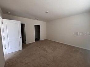1827 Wild Rye Way in Kissimmee, FL - Building Photo - Building Photo