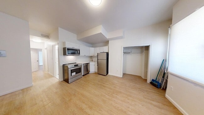 property at 287 Dorchester St