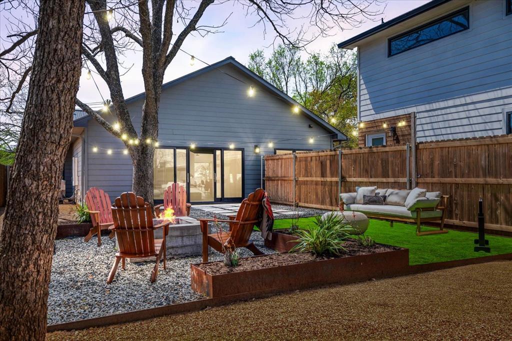 702 Philco Dr in Austin, TX - Building Photo