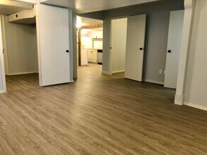 105 W 2nd St Lower in Yamhill, OR - Foto de edificio - Building Photo