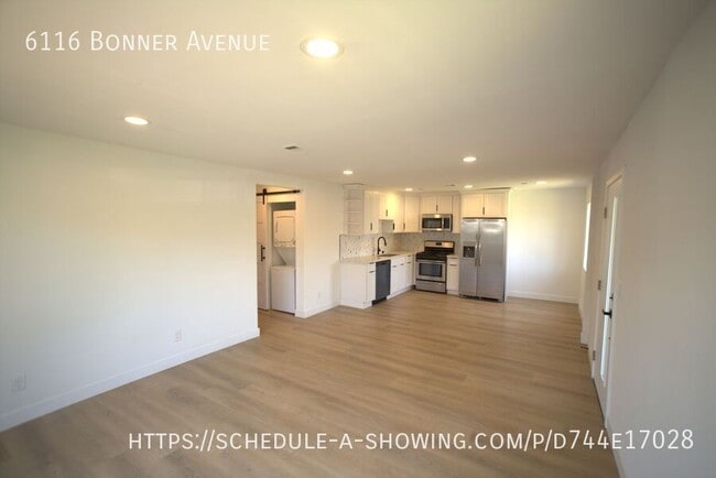 6116 Bonner Ave in Los Angeles, CA - Building Photo - Building Photo