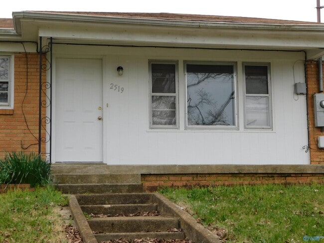 2519 Birchfield St NW in Huntsville, AL - Building Photo - Building Photo