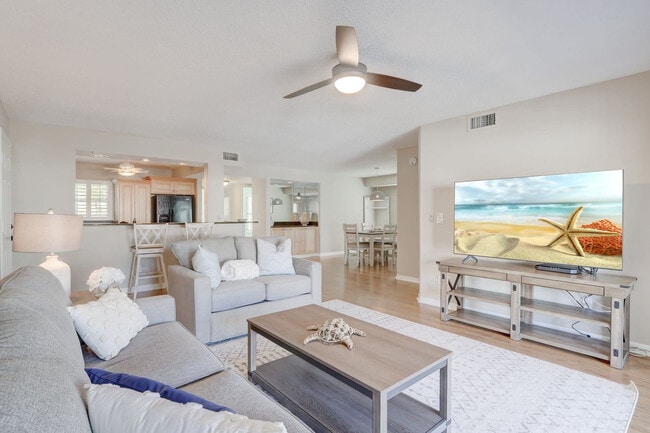 1501 Chesapeake Ave in Naples, FL - Building Photo - Building Photo