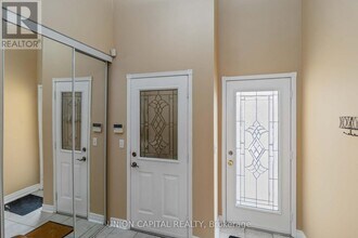 639 Twain Ave in Mississauga, ON - Building Photo - Building Photo