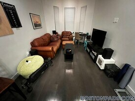 25 Worthington St in Boston, MA - Building Photo