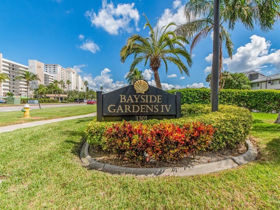 1301 Gulf Blvd in Clearwater, FL - Building Photo