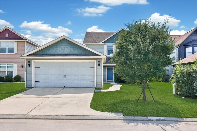 10889 South Lake Mist Lane in Willis, TX - Building Photo - Building Photo