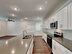 10076 Roseum Ct in Las Vegas, NV - Building Photo - Building Photo