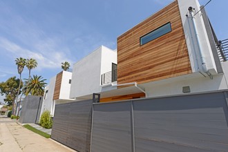 516 Vernon Ave in Venice, CA - Building Photo - Building Photo