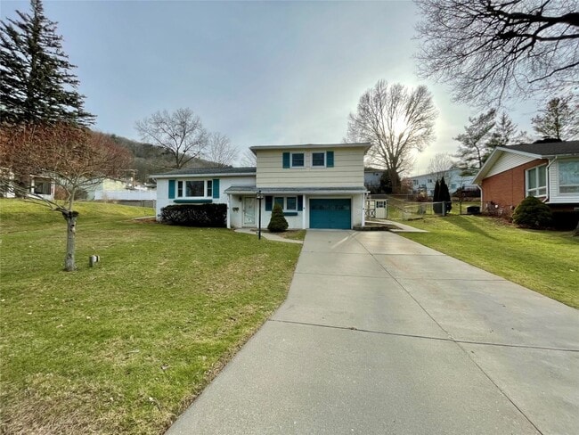 property at 328 Chestnut Ln