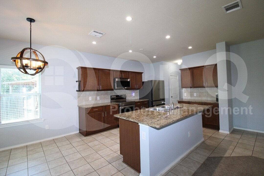 1115 Quartz Trl in Princeton, TX - Building Photo