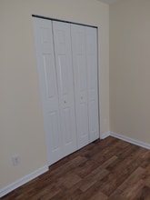 4401 Newport Rd in Louisville, KY - Building Photo - Building Photo