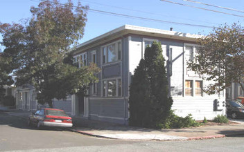 3804-3824 Opal St in Oakland, CA - Building Photo - Building Photo