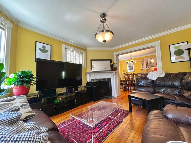 24 Burton St, Unit #22