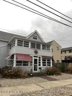 24 Philadelphia Ave in Lavallette, NJ - Building Photo