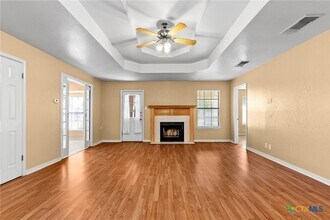 3923 Oak Valley Dr in Killeen, TX - Foto de edificio - Building Photo