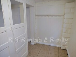 2219 21st Ave S in St. Petersburg, FL - Building Photo - Building Photo