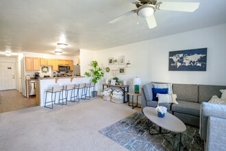 Hunters Ridge of Blacksburg in Blacksburg, VA - Foto de edificio - Building Photo