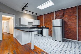 1445 S 3rd St in Louisville, KY - Building Photo