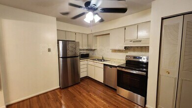 2331 Ogden Ave in Downers Grove, IL - Building Photo - Building Photo