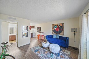 Oaks of Denton in Denton, TX - Building Photo