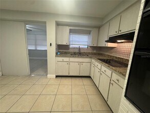 5965 63rd Ave N in Pinellas Park, FL - Building Photo - Building Photo