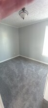 824 Hampton Ave, Unit 2 - 2nd Fl in Schenectady, NY - Foto de edificio - Building Photo