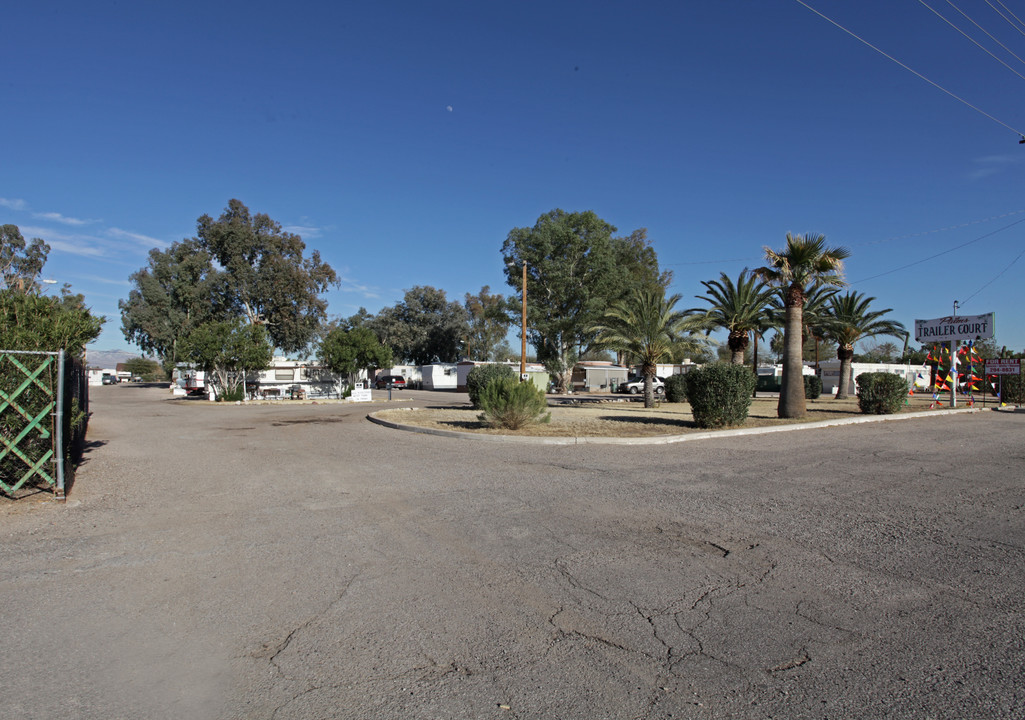 Palms Trailer Court in Tucson, AZ - Building Photo