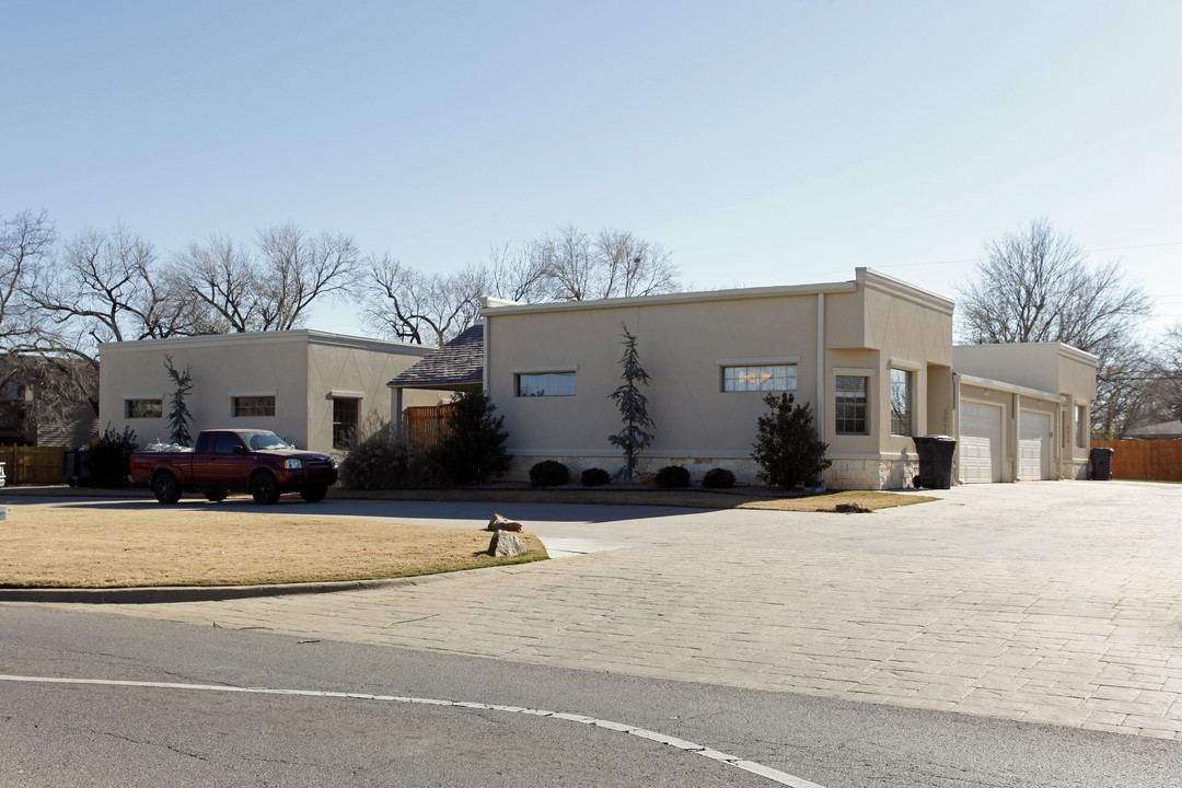 Casita Blanca in Oklahoma City, OK - Building Photo