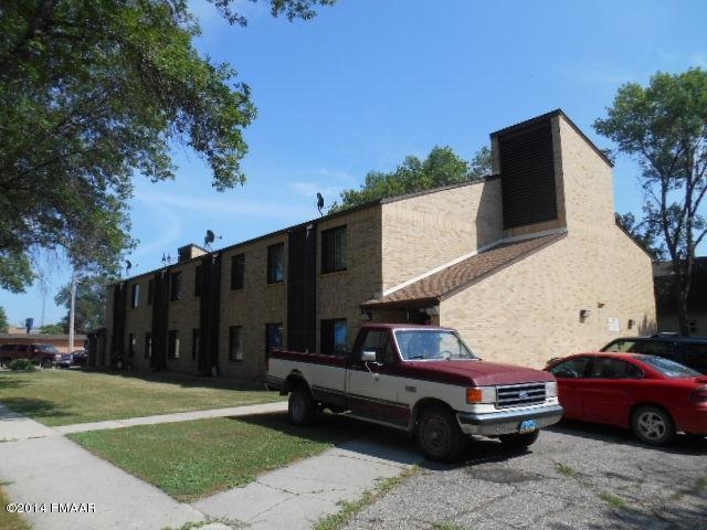 17 9th Ave W in Lisbon, ND - Building Photo - Building Photo