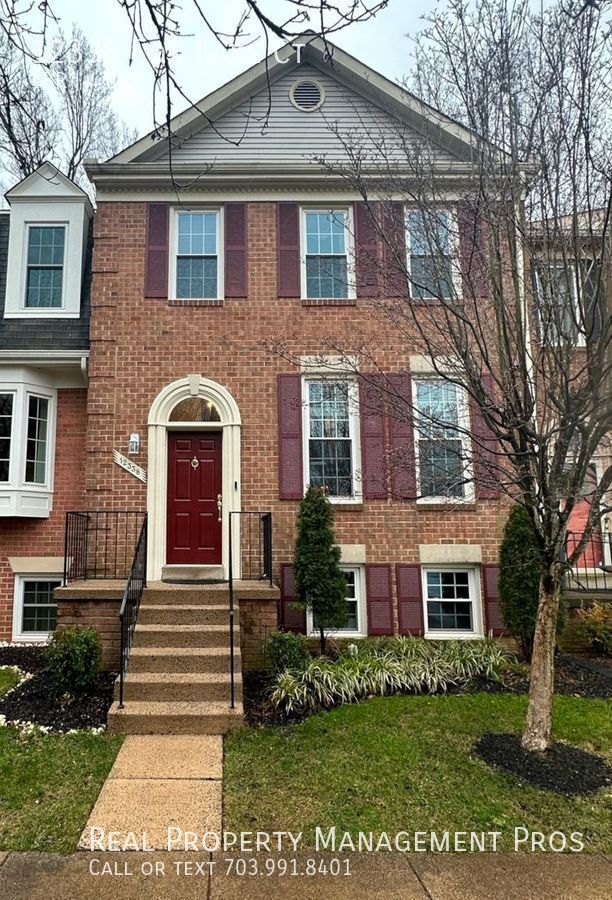 property at 12338 Fox Lake Ct