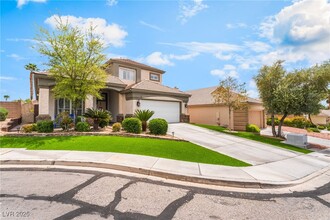 2904 Branch Creek Ct in Las Vegas, NV - Building Photo - Building Photo