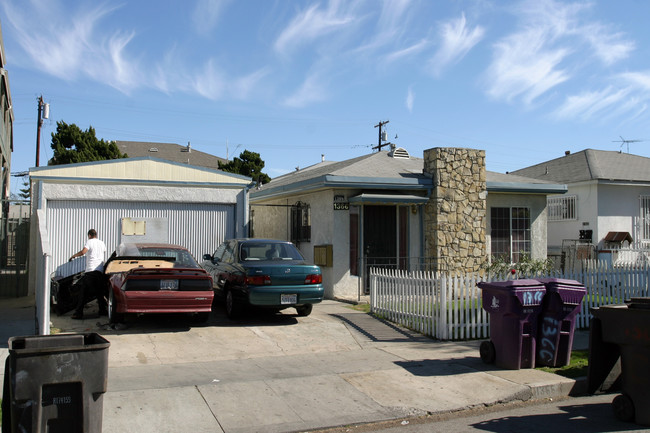 1366 Junipero Ave in Long Beach, CA - Building Photo - Building Photo