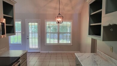 39 Baker Dr in Jackson, TN - Building Photo - Building Photo