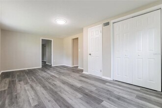 250 N Shade Ave in Sarasota, FL - Building Photo - Building Photo