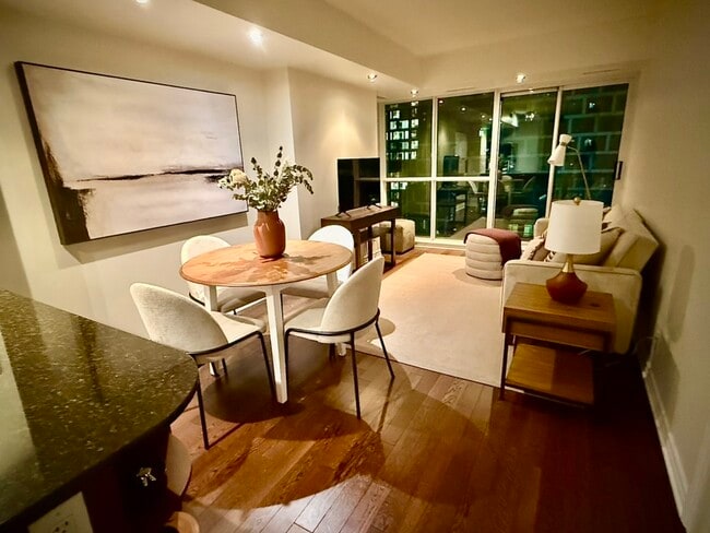 property at 445 Laurier Av W