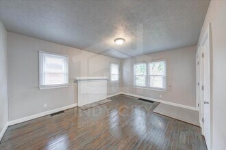 4430 Crittenden Ave in Indianapolis, IN - Building Photo - Building Photo