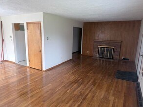 2021 SE 141st Ave in Portland, OR - Building Photo - Building Photo