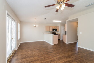 1125 Buccaneer Blvd in Green Cove Springs, FL - Building Photo - Building Photo