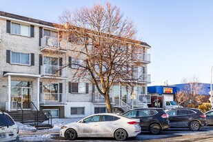 7850 Des Ormeaux Av in Montréal, QC - Building Photo