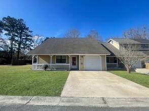 93 Port Dr in Richmond Hill, GA - Building Photo - Building Photo