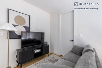 308 E 78th St in New York, NY - Building Photo - Building Photo