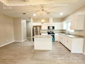 1719 Davenport St in Weslaco, TX - Building Photo - Building Photo