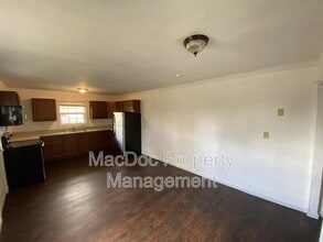 201 N Irving Ave in Colonial Beach, VA - Building Photo - Building Photo